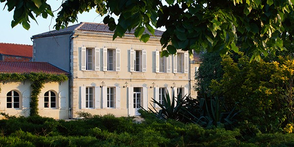 <span>Château </span>Rollan de By